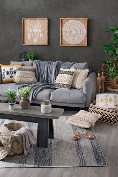 Los cuadros también tienen mucha fuerza para aportar personalidad muebles boho