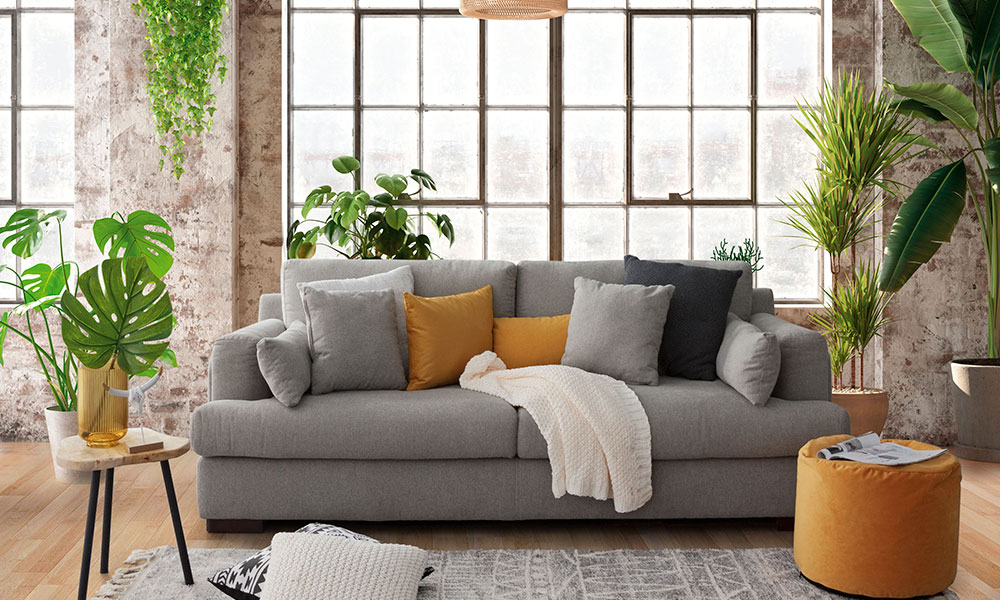 Decorar con cojines y otros textiles es una idea que aportará personalidad y calidez a tu salón decorar con cojines