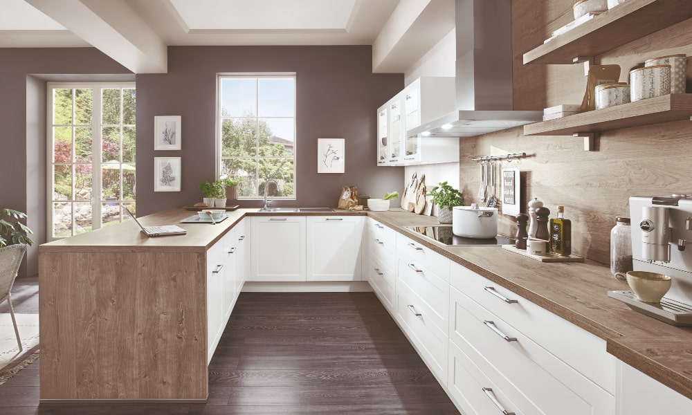 Ejemplo de campana decorativa en cocina BAILA (diseño en U) feng shui cocina