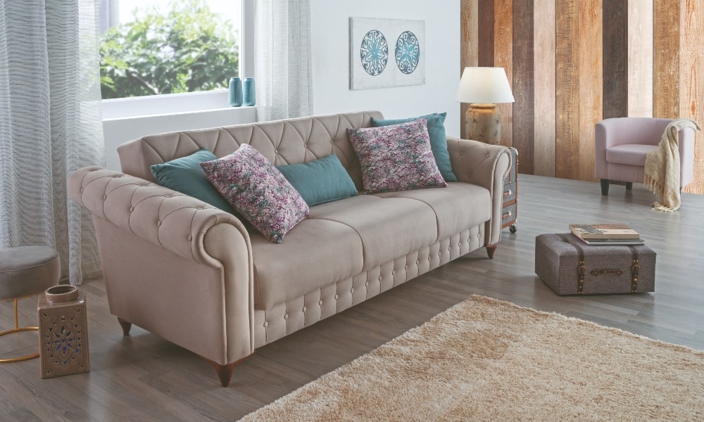 colores de cojines para sofa neutro de estilo tradicional