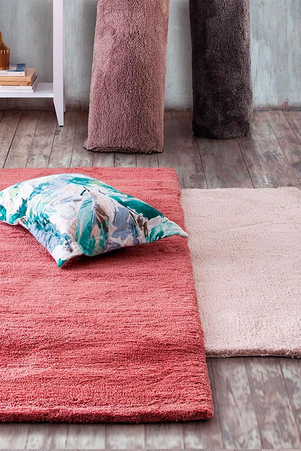 Las alfombras generan un espacio confortable allí donde la coloques como limpiar la alfombra