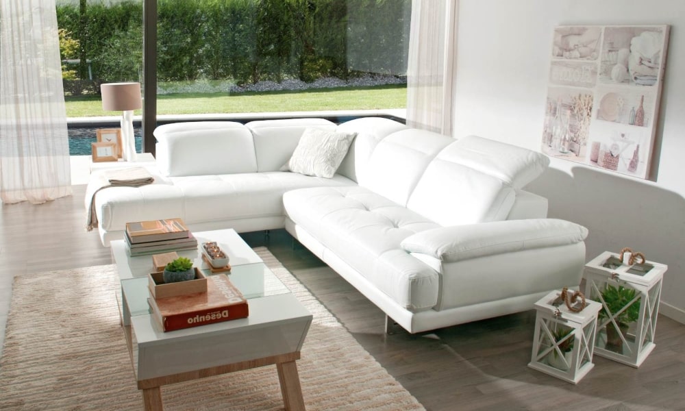 como limpiar sofa de piel blanco